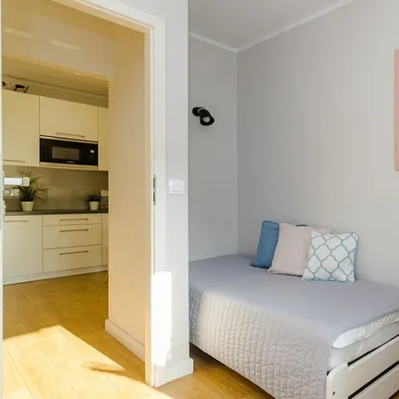 Rent this 6 bed room on Przedszkole nr 300 in Portofino, 02-928 Warsaw