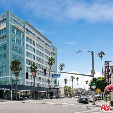 Rent this 2 bed condo on 330 Washington Boulevard in Los Angeles, CA 90292