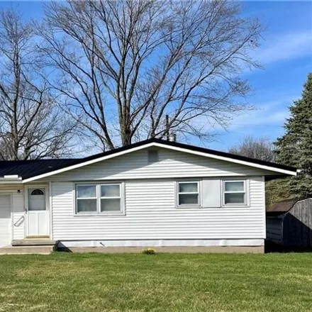 Buy this 3 bed house on 121 East Steidl Road in Paris, IL 61944