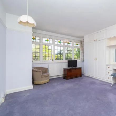 Image 8 - Belmont Rise, London, SM2 6EL, United Kingdom - House for sale