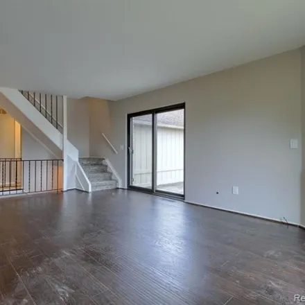 Image 4 - H, Orchard Lake Village, West Bloomfield Charter Township, MI 48320, USA - House for rent