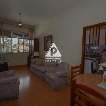 Buy this 3 bed apartment on Colégio Andrews in Rua Visconde de Silva, Humaitá