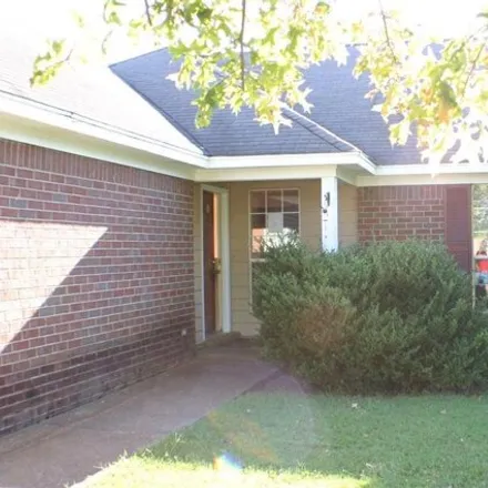 Image 2 - 6985 Raleigh-Lagrange Road, Shelby County, TN 38018, USA - House for rent