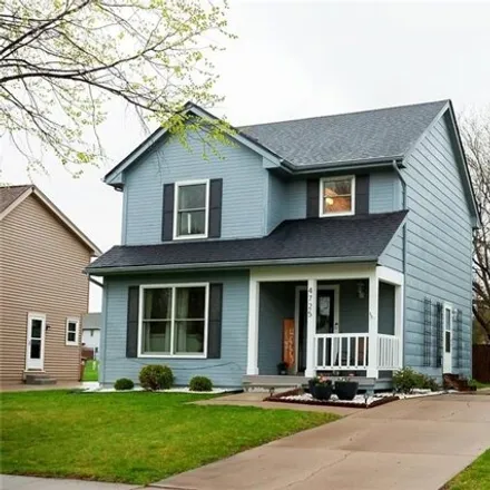 Image 1 - 4807 Westwood Drive, West Des Moines, IA 50265, USA - House for sale