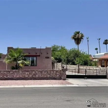 Buy this 1 bed house on 13725 E 46th St in Yuma, Arizona