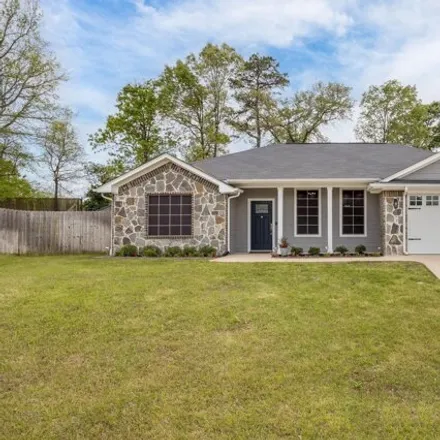Buy this 3 bed house on 337 Mission Crest Circle in Lindale, TX 75771