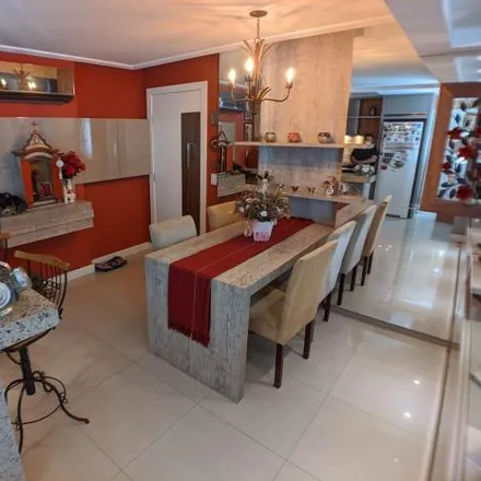 Buy this 3 bed apartment on Rua Paraíba in Centro, Divinópolis - MG