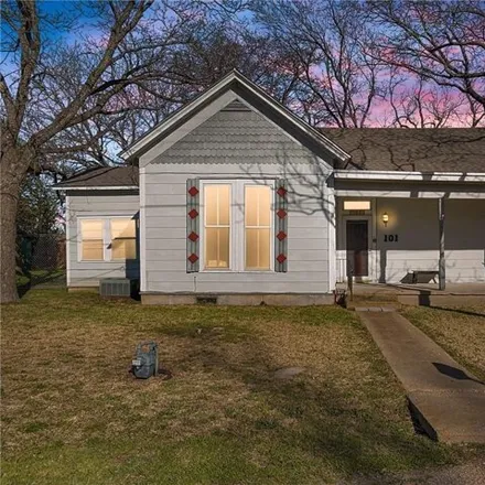 Buy this 3 bed house on 121 North Oak Street in Lorena, McLennan County