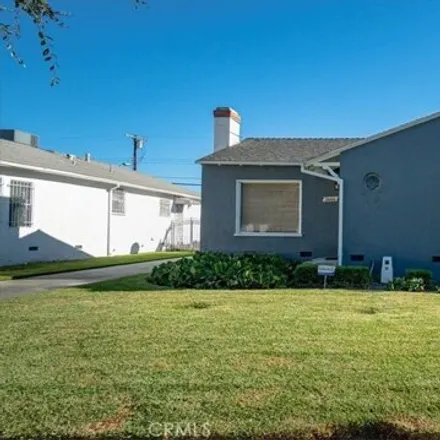 Buy this 2 bed house on 3438 South Sycamore Avenue in Los Angeles, CA 90016