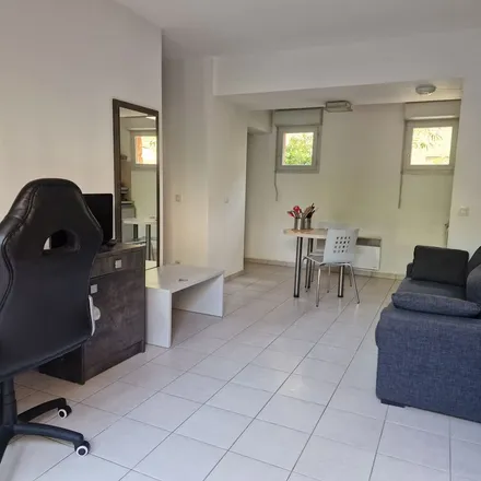 Rent this 1 bed apartment on 6 Rue Antonin Antoune in Kiticouture, 33600 Pessac