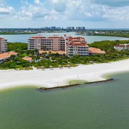 Image 6 - Royal Marco Point 2000, Royal Marco Way, Marco Island, FL 34145, USA - Condo for sale