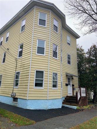 Rent this 2 bed apartment on 6 2nd School Street in Bristol, RI 02809