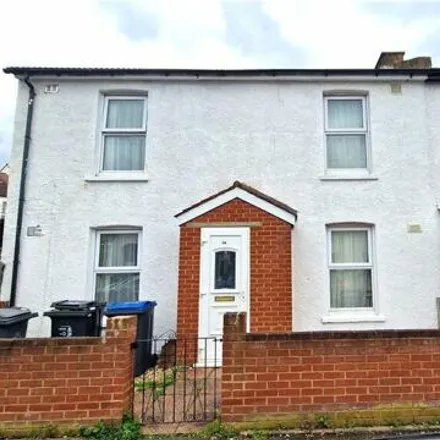 Buy this 2 bed house on Wortley Road in London, CR0 3QB