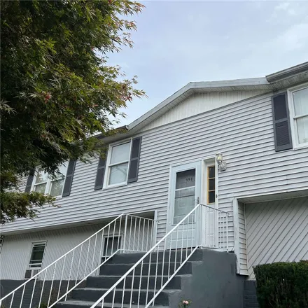 Rent this 3 bed house on 95 South 31st Street in Wyandanch, NY 11798