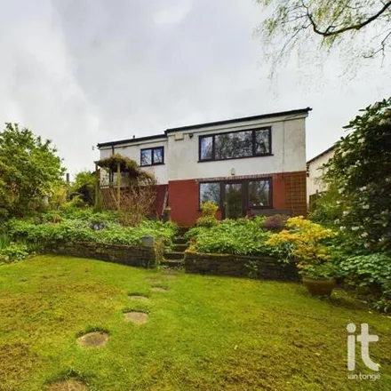 Image 3 - 11 Dane Bank Drive, Stockport, SK12 2BD, United Kingdom - House for sale