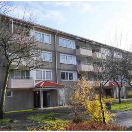 Rent this 3 bed apartment on Eriksbo Västergärde 11 in 424 34 Gothenburg, Sweden