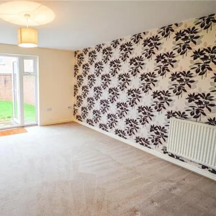 Image 3 - Rylane, East Wichel Way, Swindon, SN1 7AD, United Kingdom - Townhouse for sale