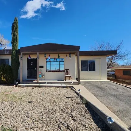 Buy this 3 bed house on 1722 Princeton Drive Southeast in Albuquerque, NM 87106