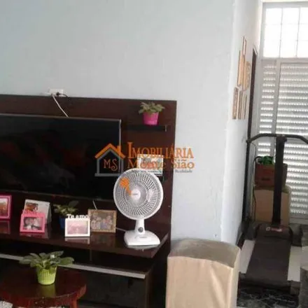 Buy this 6 bed house on Rua Guaiciara in Vila Any, Guarulhos - SP