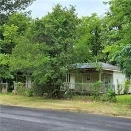 Buy this 4 bed house on 520 Lafayette Street in Natchitoches, LA 71457