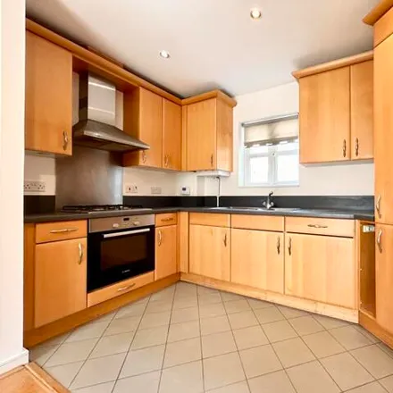 Rent this 2 bed apartment on Sanderling Way in Worcester Park Estate, DA9 9RJ