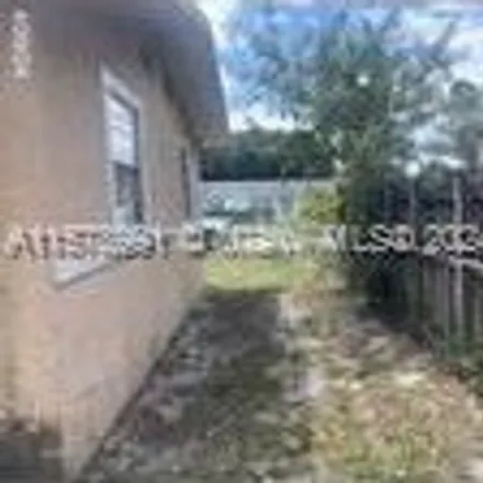 Image 3 - 3411 Northwest 211th Street, Lakewood Estates, Miami Gardens, FL 33056, USA - House for sale