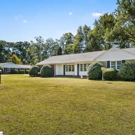 Image 3 - 211 Lake Street, Laurens, SC 29360, USA - House for sale