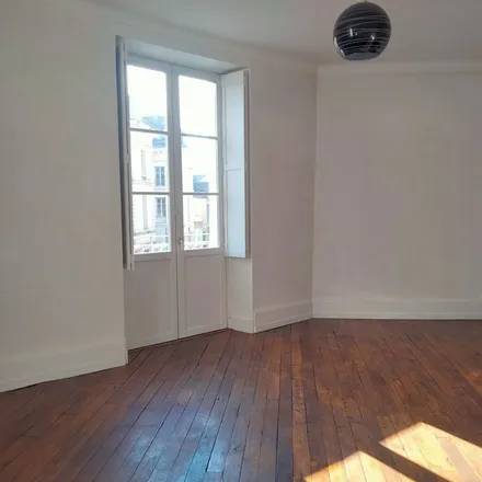 Rent this 3 bed apartment on 18 Place Saint-Sauveur in 35600 Redon, France