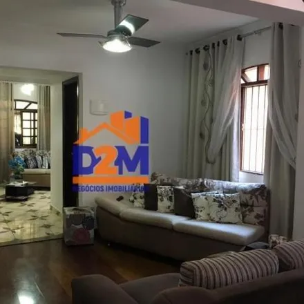 Rent this 3 bed house on Yatta Sushi in Rua Henrique Chaves 477, Parque dos Príncipes