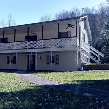 Buy this 5 bed house on Pleasant Run Road in Randolph County, WV 26276