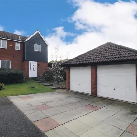 Rent this 4 bed house on Calderbrook Drive in Cheadle Hulme, SK8 5RZ