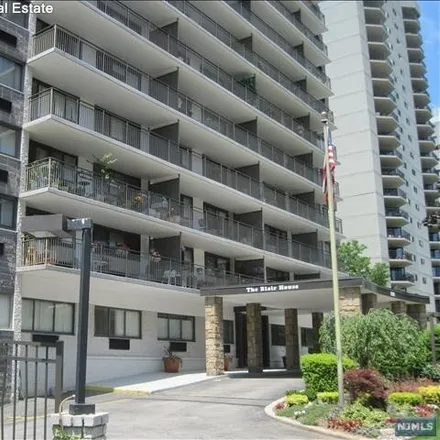 Rent this 1 bed condo on 237 Prospect Avenue in Hackensack, NJ 07601