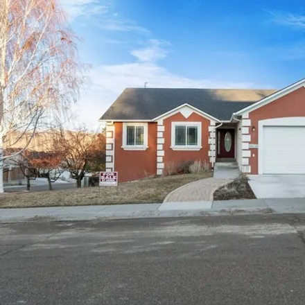 Buy this 5 bed house on 1799 Sequoia Drive in Elko, NV 89801