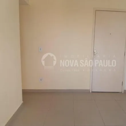 Rent this 2 bed apartment on Condomínio Praça de Diadema I - Torre A in Rua Yaya 206, Canhema