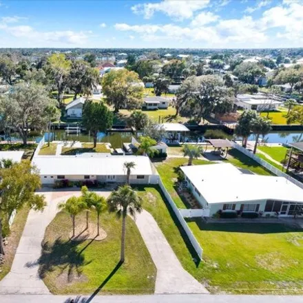 Buy this 3 bed house on Northwest 18th Street in Crystal River, Citrus County