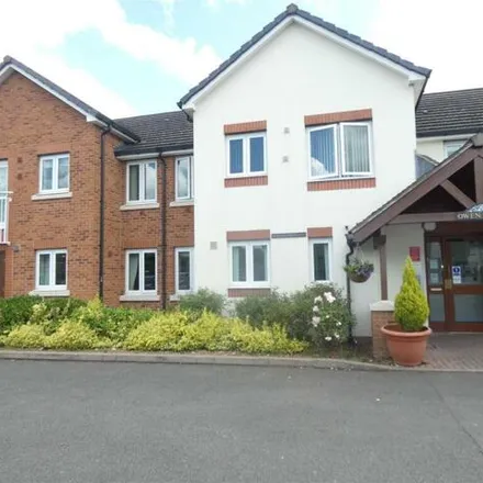 Buy this 1 bed apartment on 32 Hollyfield Road in Sutton Coldfield, B75 7SG