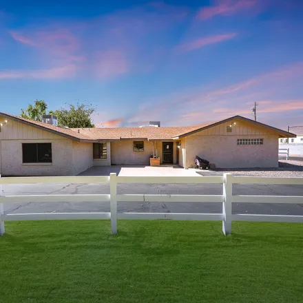 Buy this 4 bed house on 1860 South Lindsay Road in Gilbert, AZ 85295