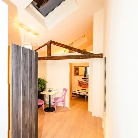 Rent this 2 bed apartment on Warschauer Straße 83 in 53117 Bonn, Germany