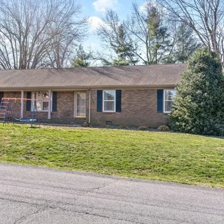 Image 3 - 237 Andrew Drive, Hopkinsville, KY 42240, USA - House for sale