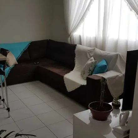Buy this 2 bed apartment on Rua Mário Oncken 300 in Coliseu, Londrina - PR