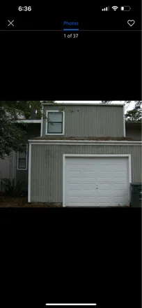 Rent this 3 bed townhouse on 406 lawnwood ave w