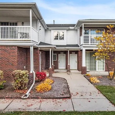 Image 3 - 14586 Moravian Manor Circle, Sterling Heights, MI 48312, USA - Condo for sale