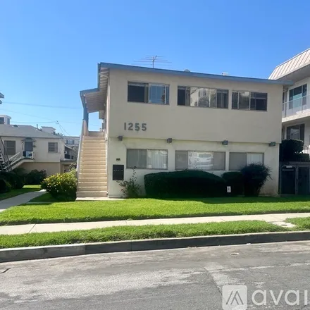 Image 1 - 1255 Armacost Ave, Unit 4 - Apartment for rent