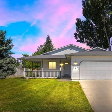 Buy this 3 bed house on 618 Mountain St in Middleton, Idaho