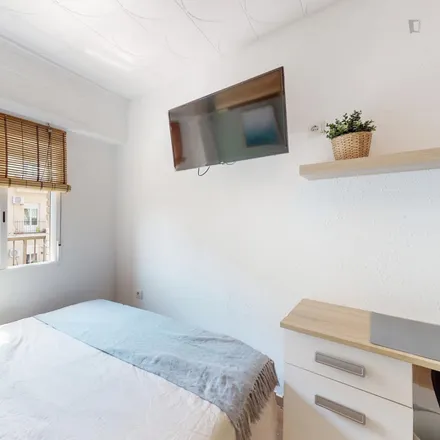 Rent this 5 bed room on Avinguda de la Malva-rosa in 64, 46011 Valencia