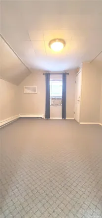 Rent this 1 bed townhouse on 28 North Montague Street in Village of Valley Stream, NY 11580