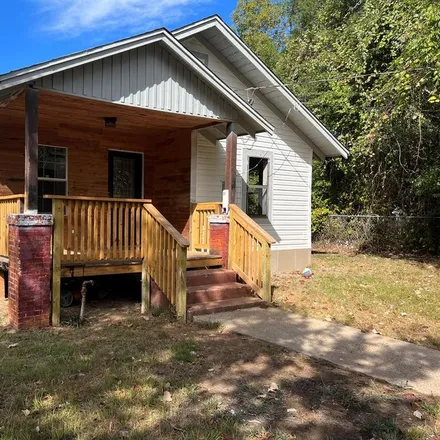 Buy this 2 bed house on 799 North Ash Street in Palestine, TX 75801