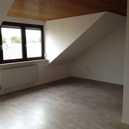 Rent this 7 bed apartment on Pinzberger Weg 23 in 90425 Nuremberg, Germany