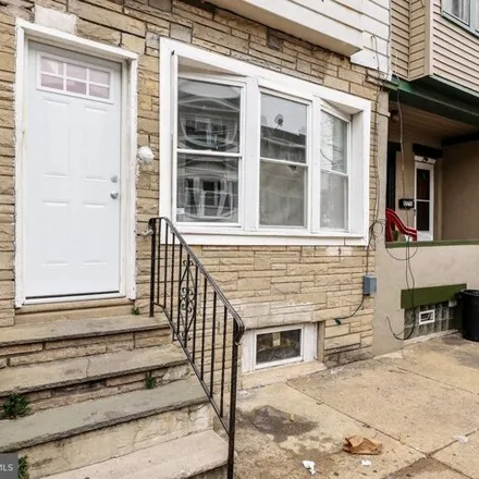 Rent this 3 bed house on 1519 South 30th Street in Philadelphia, PA 19146