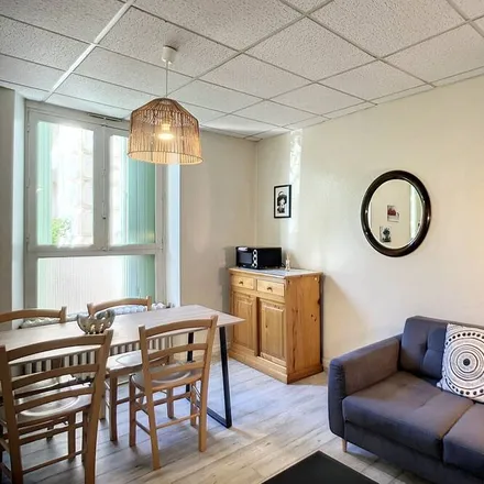 Image 2 - Lamalou-les-Bains, Avenue de Capus, 34240 Lamalou-les-Bains, France - Apartment for rent